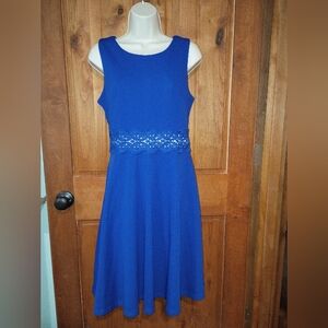 Elegant Blue Midi Dress